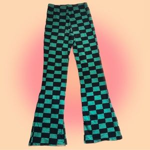 Green Checkerboard Flare Leggings!